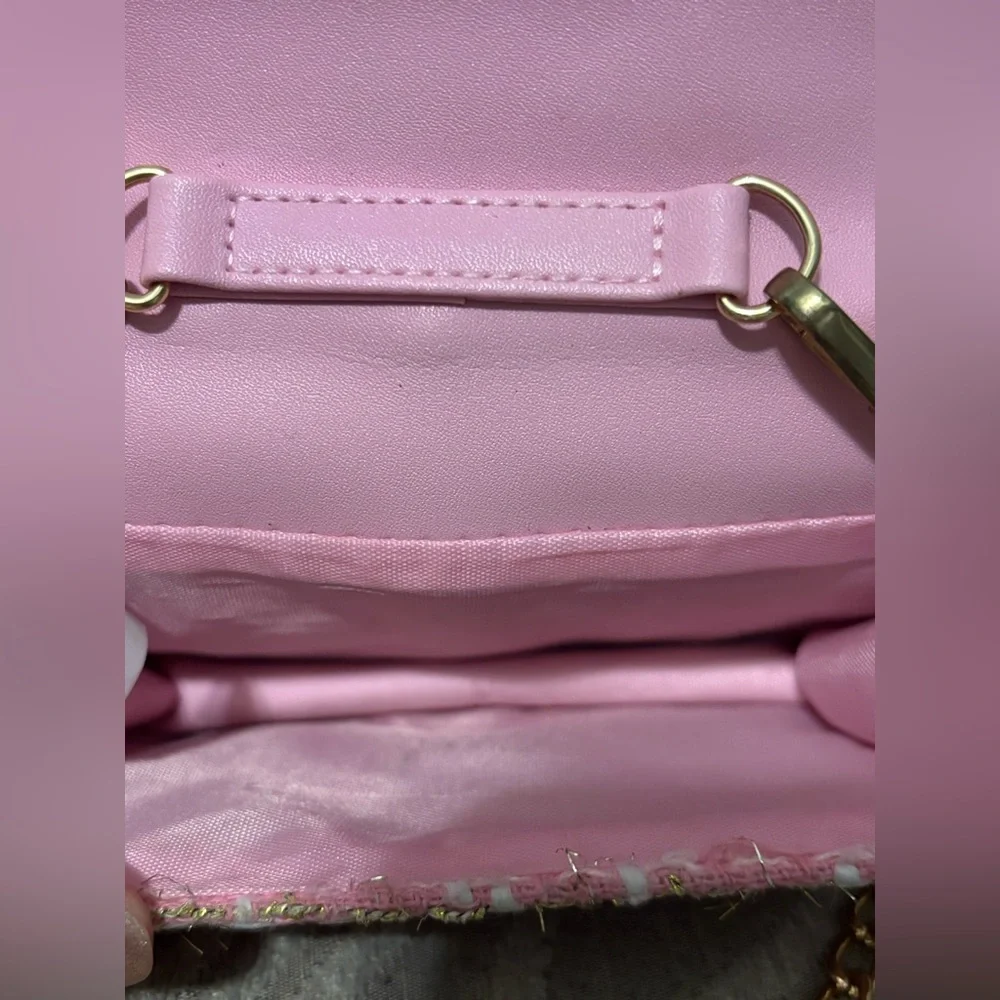 Pink Tweed Purse with Pearl Handle/Gold Crossbody Strap - Picture 5 of 8